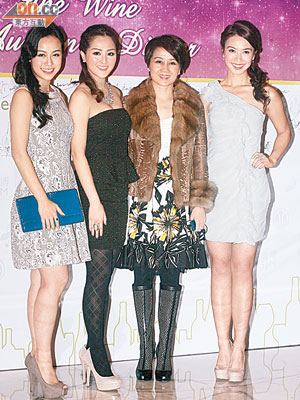 （左起）黃心穎、張名雅、梁安琪、朱千雪<br>梁安琪笑言站在香港小姐身旁，她即變了香港老媽子。