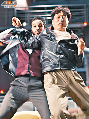 成龍為《十二生肖》搏命演出，難怪票房衝破10億港元。