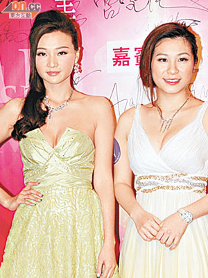 林紫君（右）與張家瑩大騷事業線搶鏡。