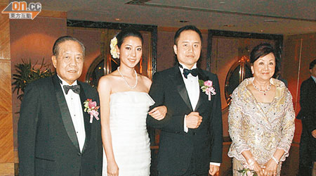 李雨川夫婦對兒子娶得好老婆大感高興。