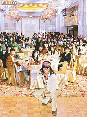 鍾鎮濤的60歲生日派對，邀請多位圈中好友出席。