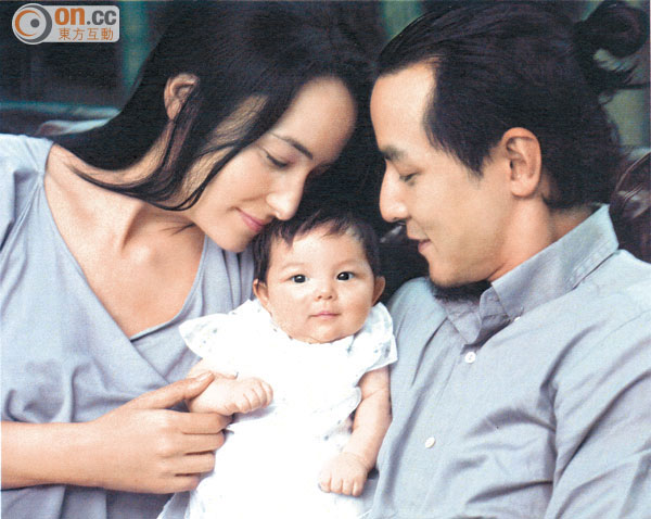 HKSAR Film No Top 10 Box Office: [2013.08.06] DANIEL WU UNVEILS HIS  DAUGHTER AND HER CHINESE NAME