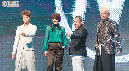 歌手李克勤（左起）今屆與鄭裕玲、曾志偉及陳百祥擔任身為「星級選民」。