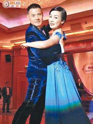 黃智賢與江美儀於新劇中有跳華爾茲的戲份。