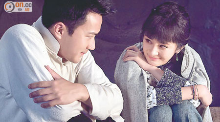 2011年5月<br>劉愷威與楊冪在內地電視劇《如意》演男、女主角，二人因而對彼此產生好感。