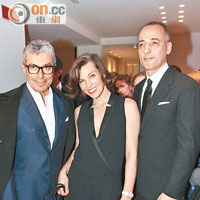美娜由Giorgio Guidotti（左）和Manghi陪同出席新店開幕。