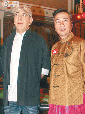 影帝黃秋生（左）與視帝黎耀祥在新劇中大鬥演技。