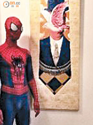 柯震東父親在Instagram上載疑似柯震東扮蜘蛛俠的照片。