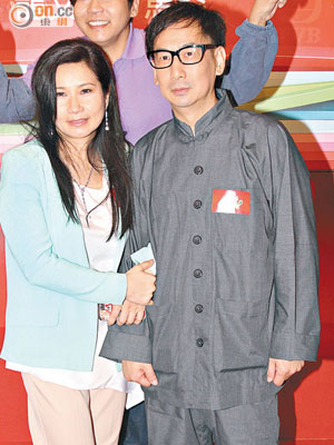 蔣志光與韋綺姍在劇中合唱《相逢何必曾相識》，令二人成為網絡紅人。