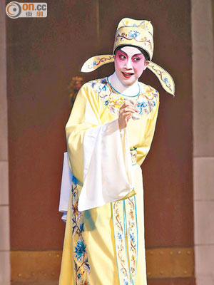龍劍笙演出的《任藝笙輝念濃情》甚受戲迷歡迎。