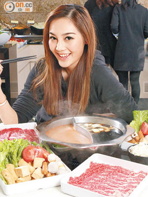 Ashina閒時愛跟好姊妹打邊爐，她特別推介極上日本和牛套餐最抵食！