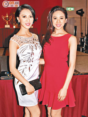 邵珮詩（右）與何艷娟前晚出席《歡樂滿東華2014頒獎晚會》。
