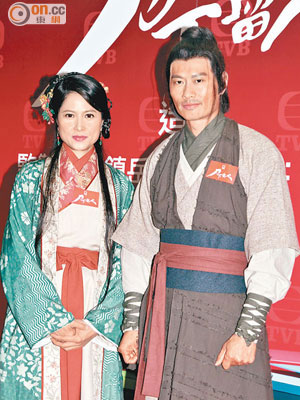 黃德斌與邵美琪分別飾演劊子手及接生婆，將共譜「血淋淋的浪漫」。