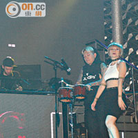 眾星在「嬌比」Club CUBIC打碟演出。