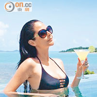 Jocelyn於泰國蘇梅島度假。
