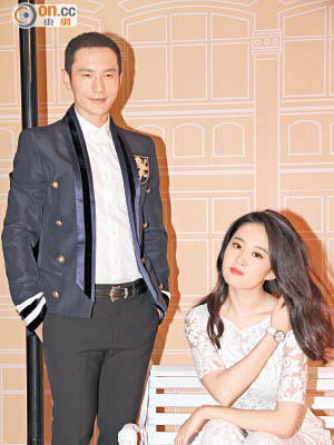 黃曉明與劉亦菲一個新婚，一個蜜運，同是事業愛情兩得意。