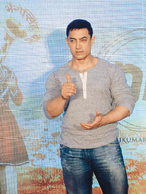 印度巨星Aamir Khan曾主演最賣座印度電影《作死不離3兄弟》。