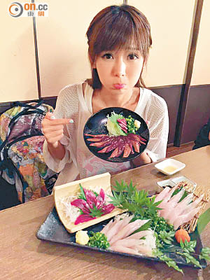 簡淑兒首次食生雞刺身，不過她似乎並不欣賞這款日本珍貴美食。