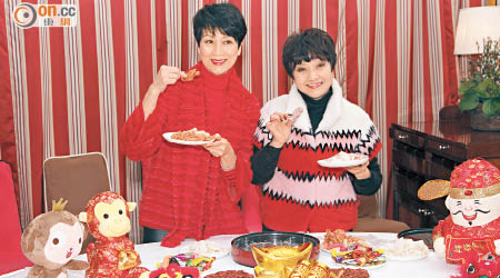 陳寶珠（左）和梅雪詩日前相約慶新歲。