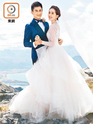 吳奇隆和劉詩詩遠赴新西蘭拍攝婚照，並佩戴 De Beers 鑽飾，於美好風光下山盟海誓。