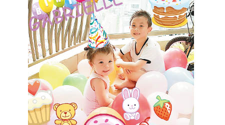 Gabrielle、Marcus<br>趙嘉懿為兩歲生日的囡囡布置家居。