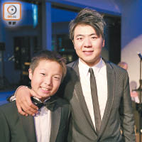 郎朗（右）與Michelle一樣致力培育音樂人才，其中楊雋2011年參與「郎朗國際音樂基金–青年學者計劃」，並於去年到英國進修。