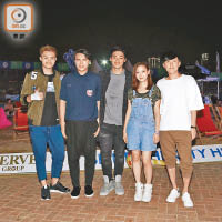 歌手安俊豪（左起）、陳志嘉、羅孝勇、Regen及何弘軒齊集中環演出。
