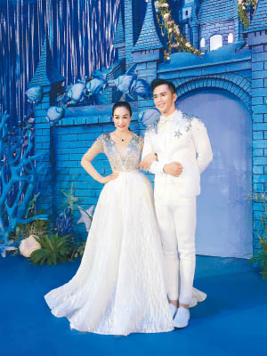鍾麗緹與張倫碩昨日穿上禮服綵排婚禮。