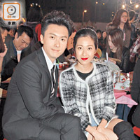 王浩信孖住老婆陳自瑤夫妻檔出擊。