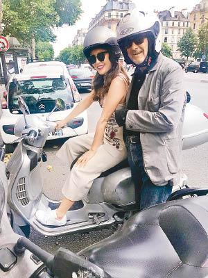 法國導演揸電單車載林慧倩暢遊巴黎。