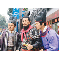 曹永廉（左起）、蕭正楠與何廣沛合力放笑彈搶高收視，更有望拍續集。