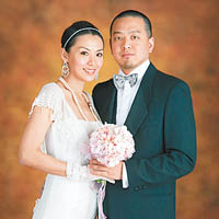 陳煒與顏志行離婚五年，扮足五年夫妻。