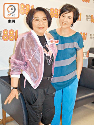 李司棋（左）與蘇玉華笑言會演出「虛擬動作」。