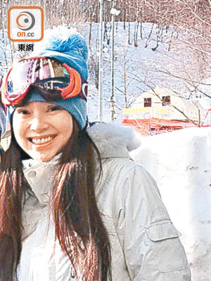 傅明憲滑雪經驗豐富，考埋教練牌授徒。