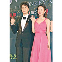 趙麗穎與馮紹峰盛裝亮相首映禮。