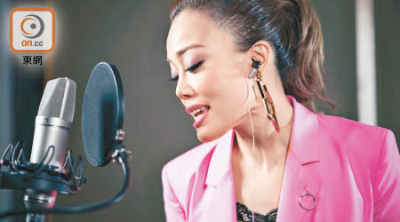 容祖兒、林峯將代表港區歌手，在演唱會中傾力演出。