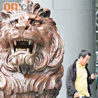 滙豐在香港市場繼續擔任領導者角色。