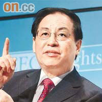 劉明康任主席的中國銀監會，連夜出手要求商業銀行緊縮房地產信貸。