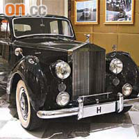 帝峯‧皇殿購入勞斯萊斯古董車，將於日後供住戶租用。