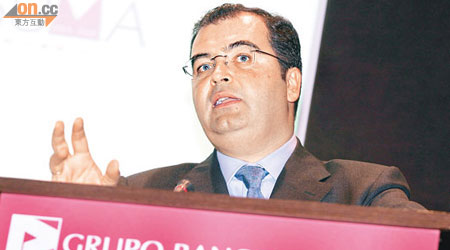 外界揣測下一家出事的西班牙銀行可能是Banco Popular。圖為該行主席羅恩。