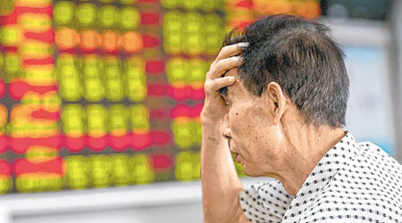 滬深股市昨日反覆偏軟。（中新社圖片）