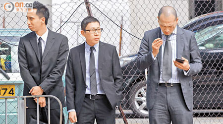 非法回佣案其中三名被告（左至右）︰鄧永豪、陳志翔及哈成銘。