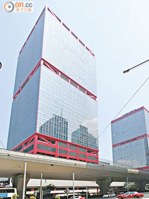 信德中心西翼高層戶獲頂租，呎租較前租金低約一成。