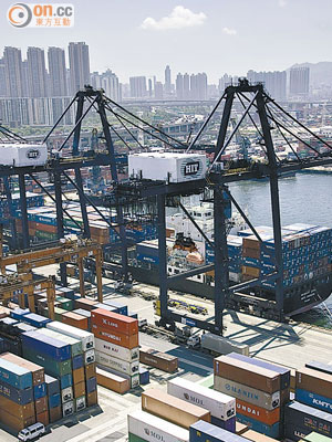 長和系分拆和記港口信託在新加坡上市。