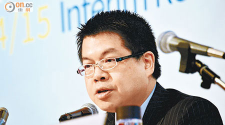 華南城馮星航表示，會考慮適時推出網上金融服務。