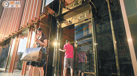 Gucci亞太地區直營店同店銷售錄得跌幅。