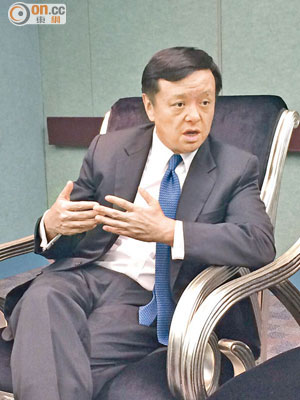 港交所行政總裁李小加籲股民，「把功課做好，量力而為」。