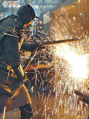 內地鋼鐵業等成為主要減持對象。