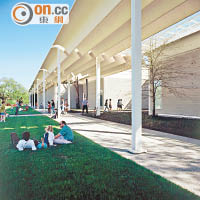 休斯敦區內的校網良好，受投資者歡迎。