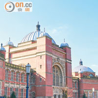 伯明翰大學為英國頂尖名校之一。